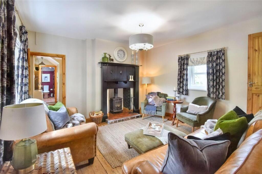6 - Central Location - Entire House - Free Parking Merthyr Tydfil Eksteriør bilde